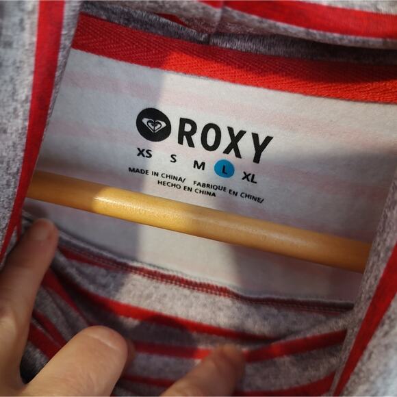 Roxy Plain Jane Slouchy Neck Striped Sweater in Magenta/Gray Size Large - Picture 6 of 12